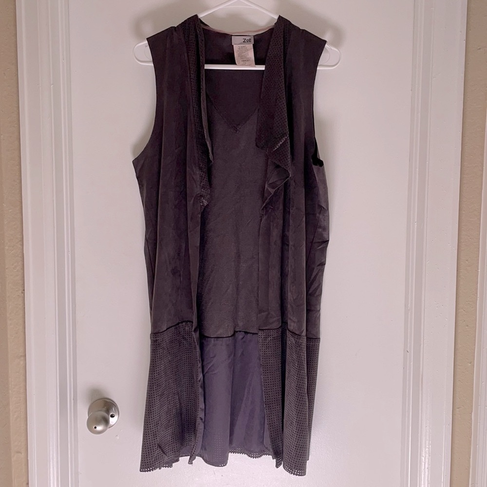 Zoe - deep grey sleeveless cardigan